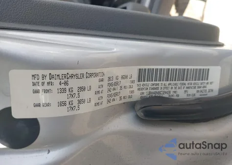 2006 Jeep Commander z USA, uszkodzony, nr VIN 1J8HH48N86C324428